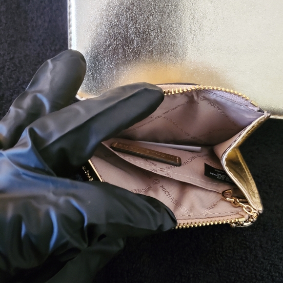 Michael Kors Clutch - Picture 7 of 7